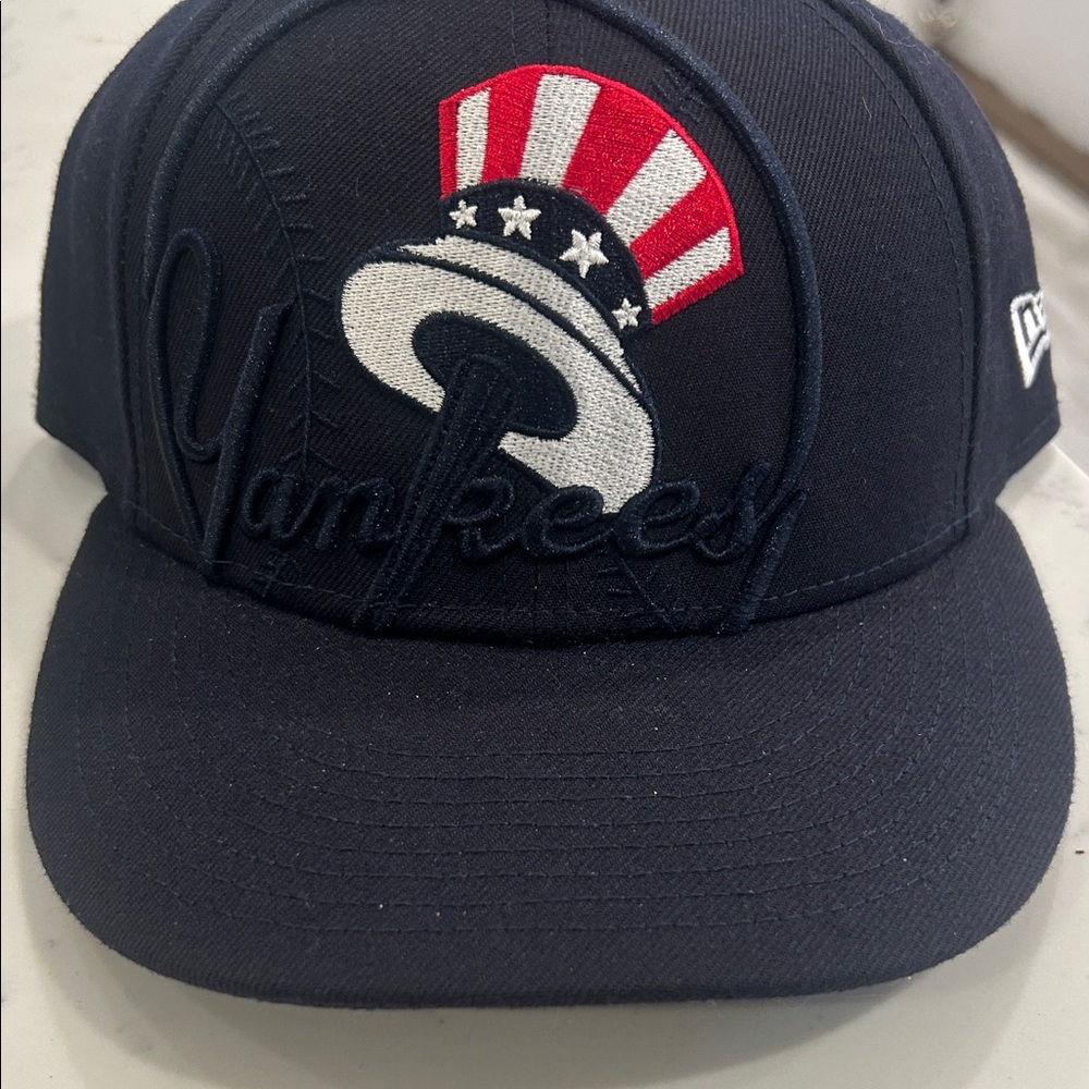New Era Yankees Dark Blue Cap with Red and White Logo